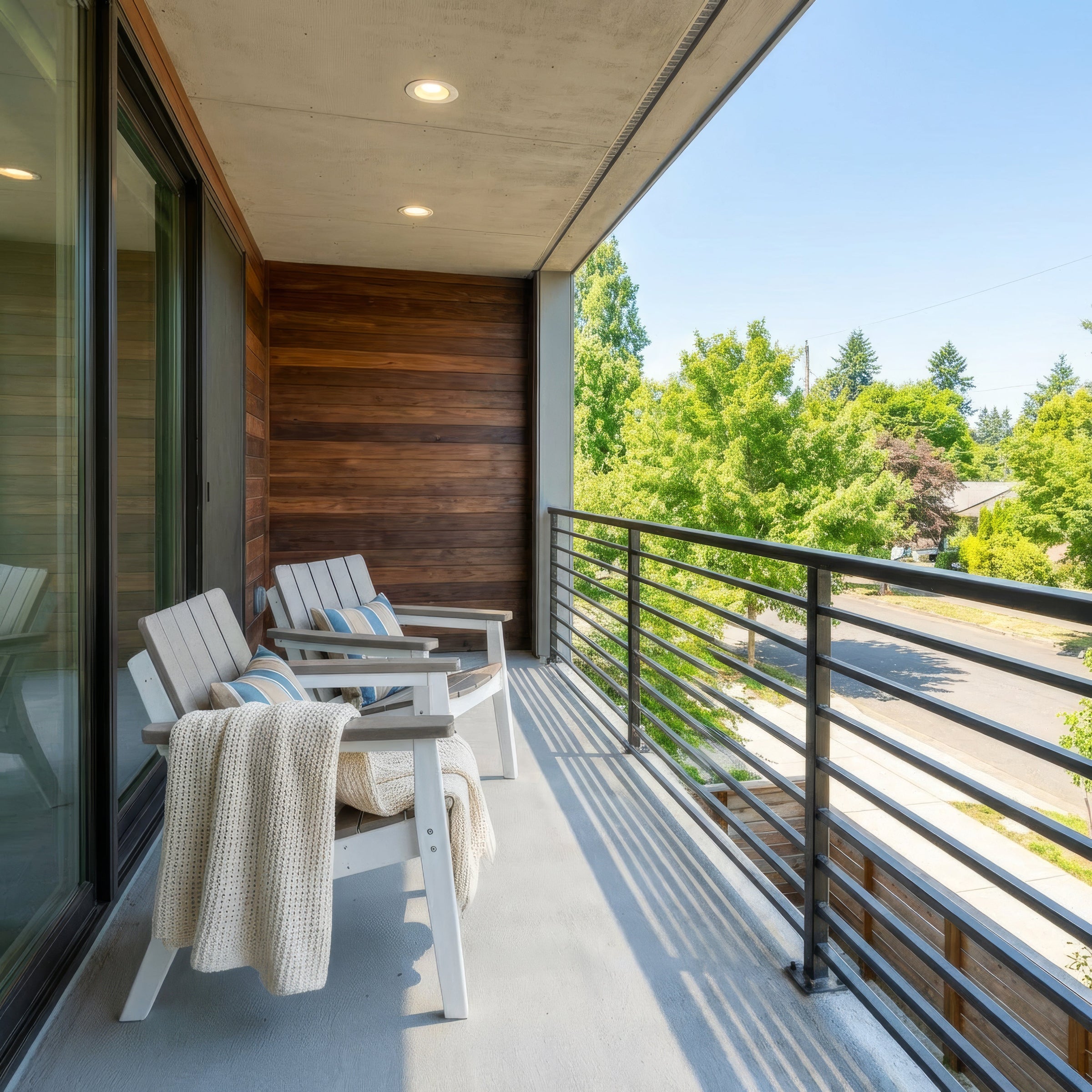 Outdoor Lounge Chairs