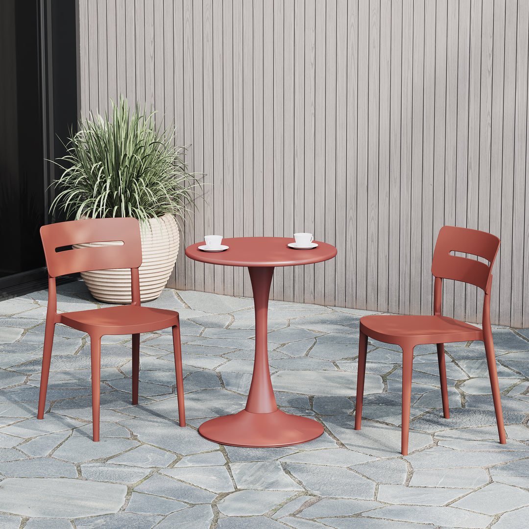 Playa round dining table set in Red styled outdoors