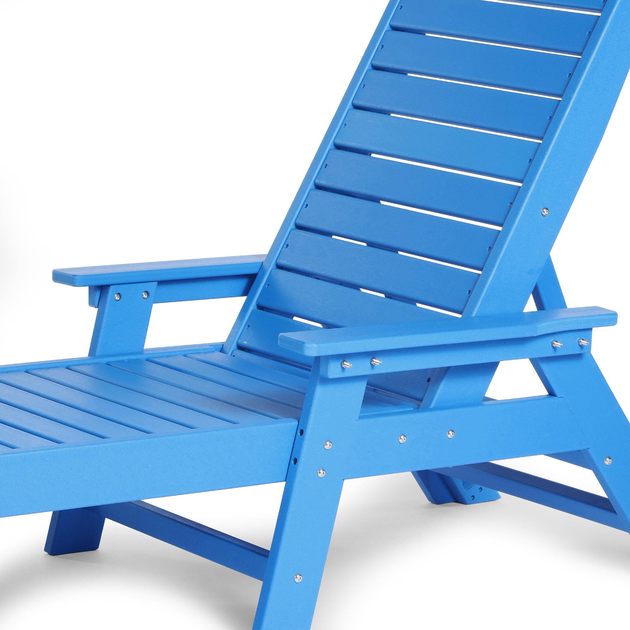 Malibu Poly Reclining Chaise Lounge Set With Table