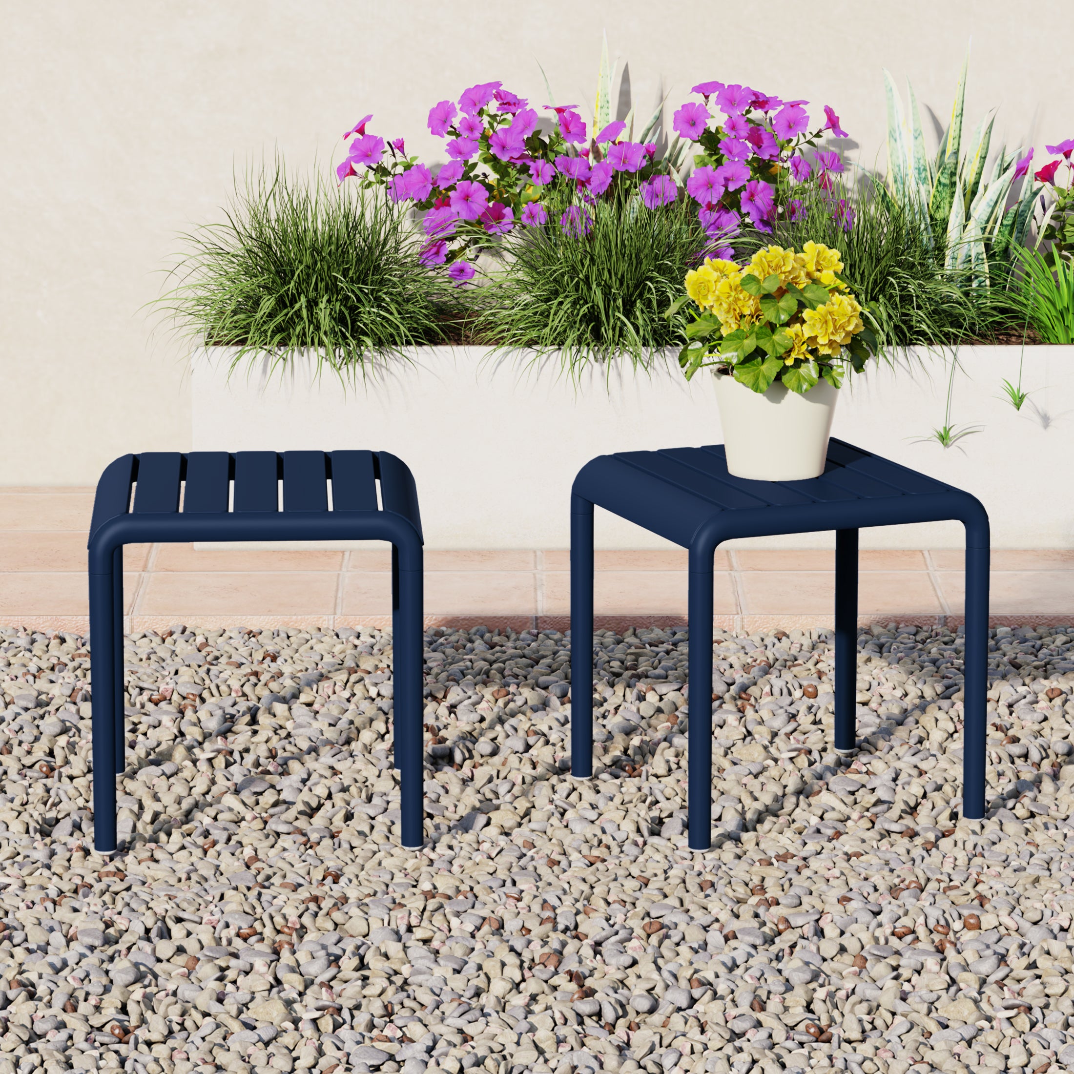 Playa Plastic Modern Outdoor Patio Accent Side Tables (Set of 2)