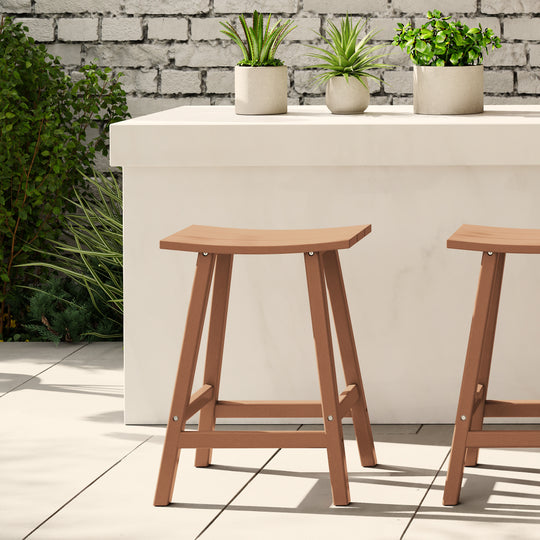 Malibu 24" height Outdoor / Patio Saddle bar stool