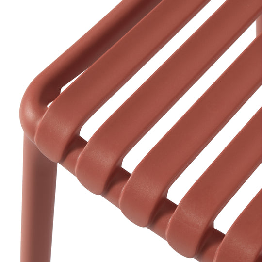 Playa 5-Piece Outdoor Metal Dining Table Set And Stackable Resin Patio Chairs